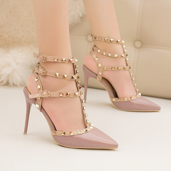 Rivet Hollow-out Roman Fashion Sandals - Image 8